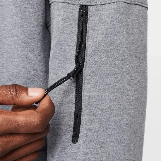Кофта Nike Sportswear Tech Essentials Full Zip Fleece DD5284-451
