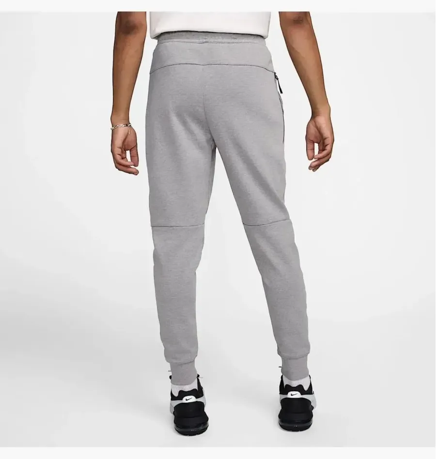 Штани Nike Sportswear Tech Essentials Fleece Joggers DD5293-002