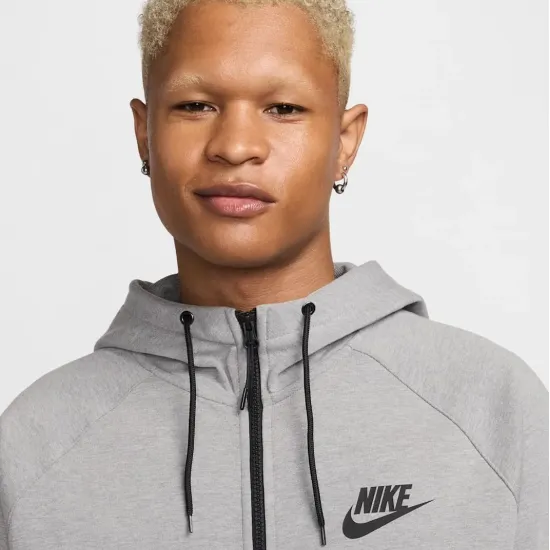 Костюм Nike Sportswear Tech Essentials Fleece Joggers DD5293-002_DD5284-002