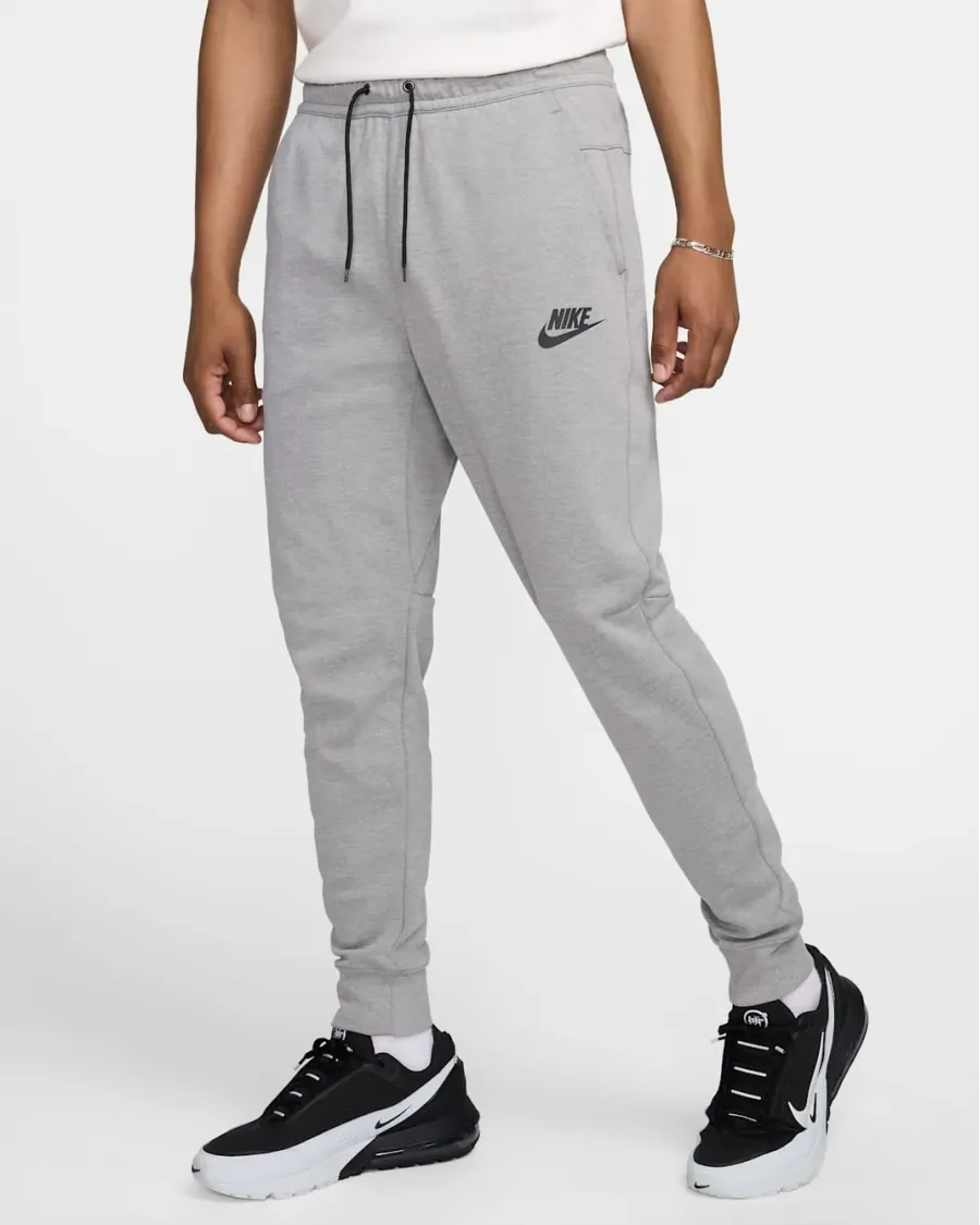 Костюм Nike Sportswear Tech Essentials Fleece Joggers DD5293-002_DD5284-002