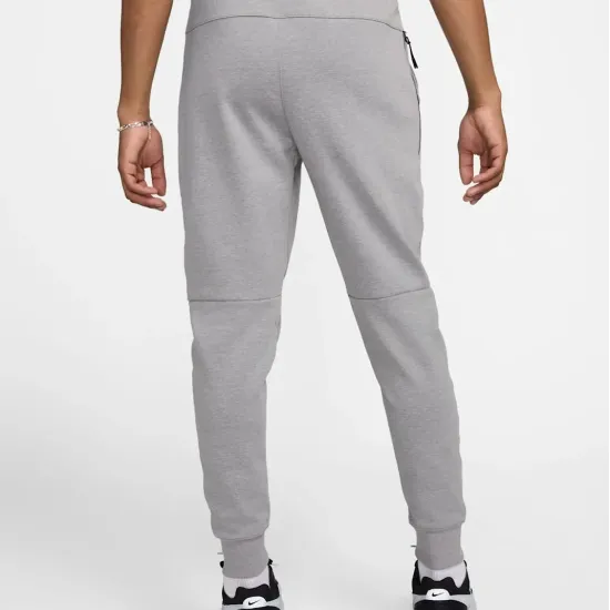 Костюм Nike Sportswear Tech Essentials Fleece Joggers DD5293-002_DD5284-002
