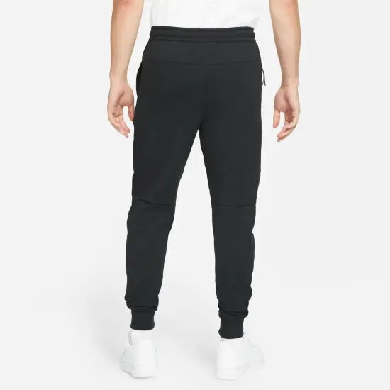 Штани Nike Sportswear Tech Essentials Fleece Joggers DD5293-010