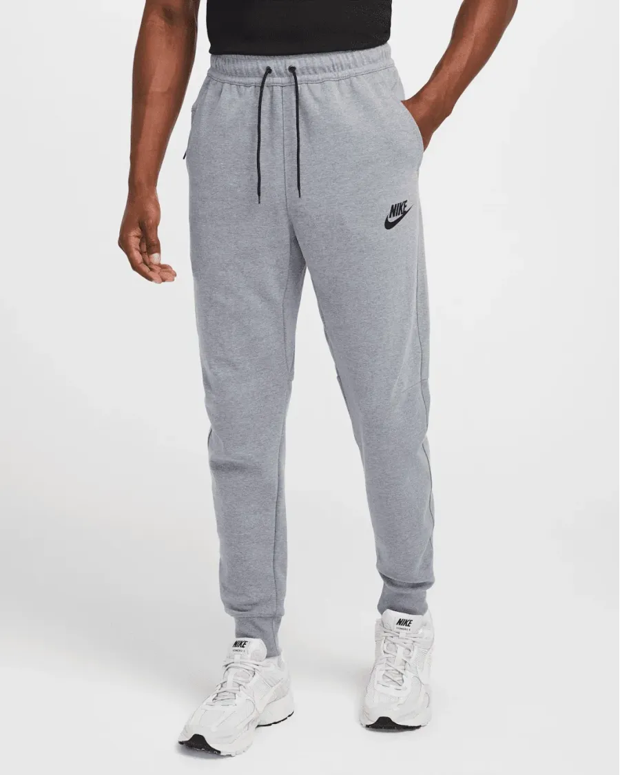 Штани Nike Sportswear Tech Essentials Fleece Joggers DD5293-451