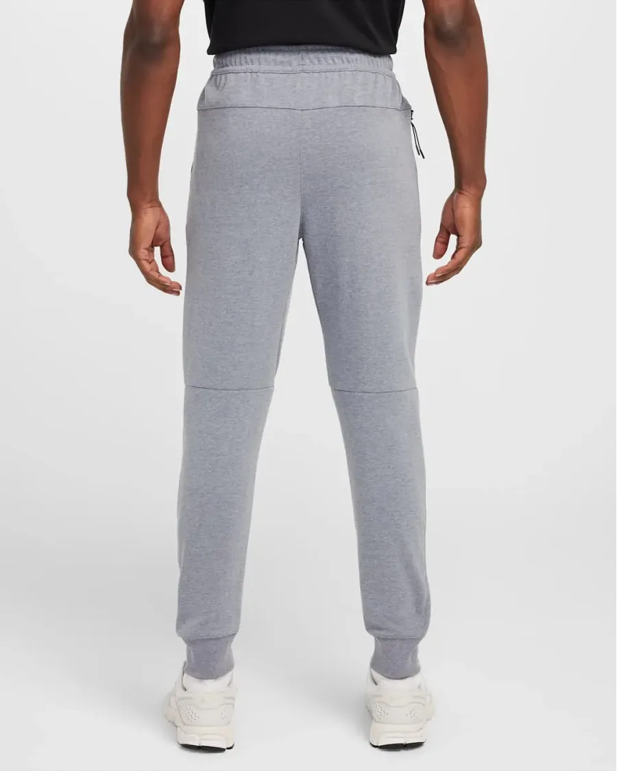 Штани Nike Sportswear Tech Essentials Fleece Joggers DD5293-451