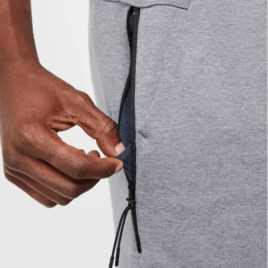 Штани Nike Sportswear Tech Essentials Fleece Joggers DD5293-451