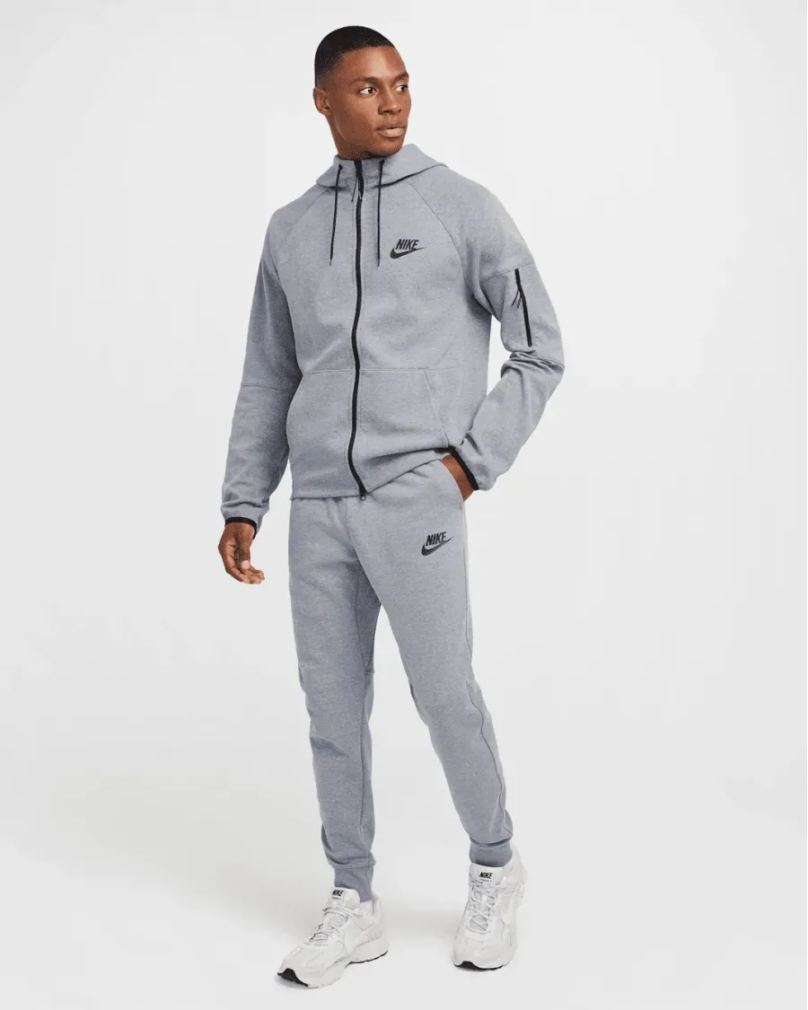 Штани Nike Sportswear Tech Essentials Fleece Joggers DD5293-451