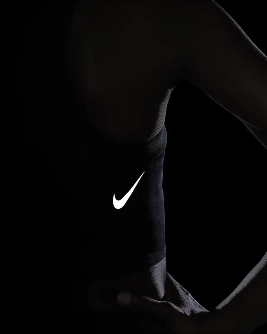 Майка Nike Dri-FIT Race Cropped Running DD5921-010