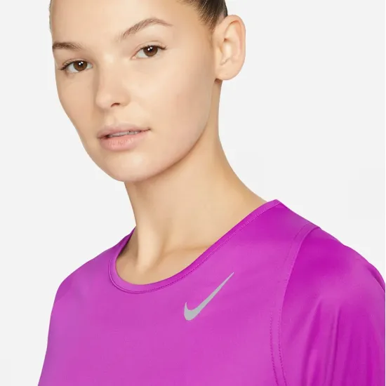 Футболка Nike Dri-FIT Race S/S Top DD5927-551