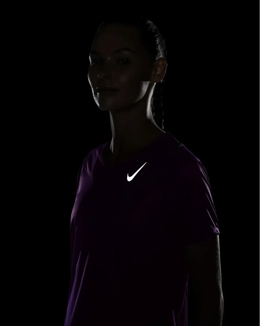 Футболка Nike Dri-FIT Race S/S Top DD5927-551