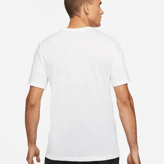 Футболка Nike Dri-Fit Graphic Tee DD6883-100