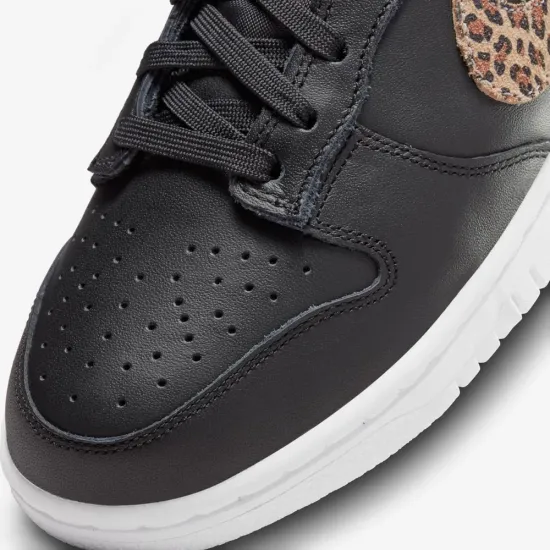 Кросівки Nike Dunk Low Se DD7099-001