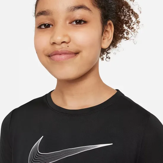 Футболка Nike Dri-FIT One DD7639-010