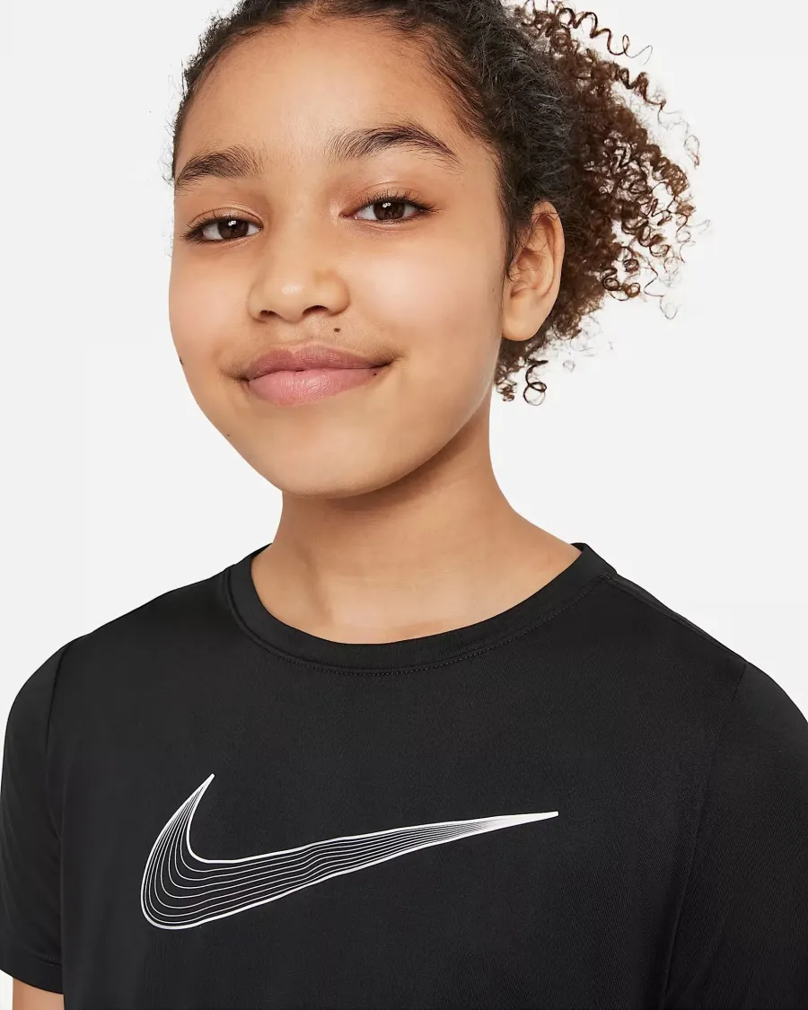 Футболка Nike Dri-FIT One DD7639-010