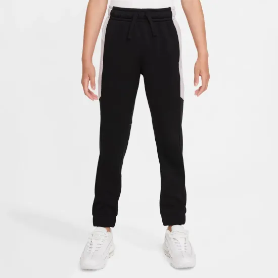 Спортивний костюм Nike Sportswear DD8567-013