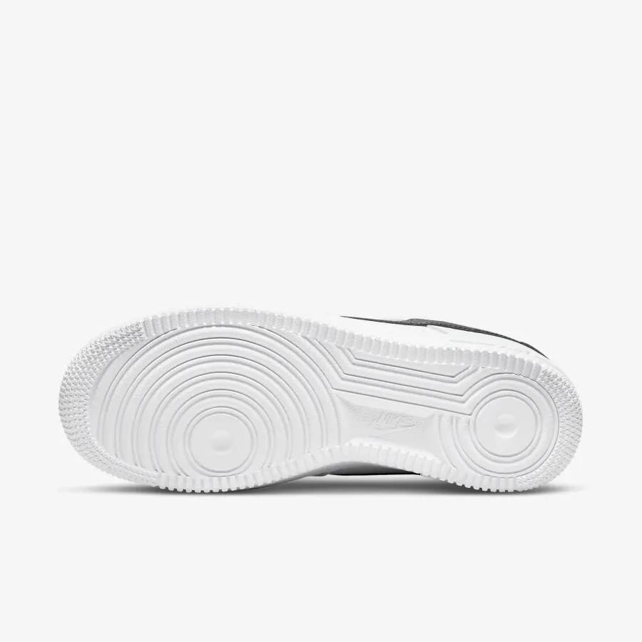 Кросівки Nike Air Force 1 '07 DD8959-103