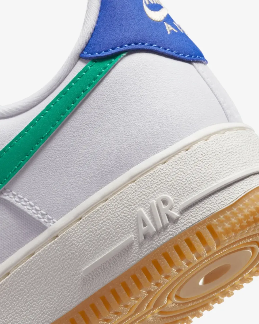 Кросівки Nike Air Force 1 '07 DD8959-110