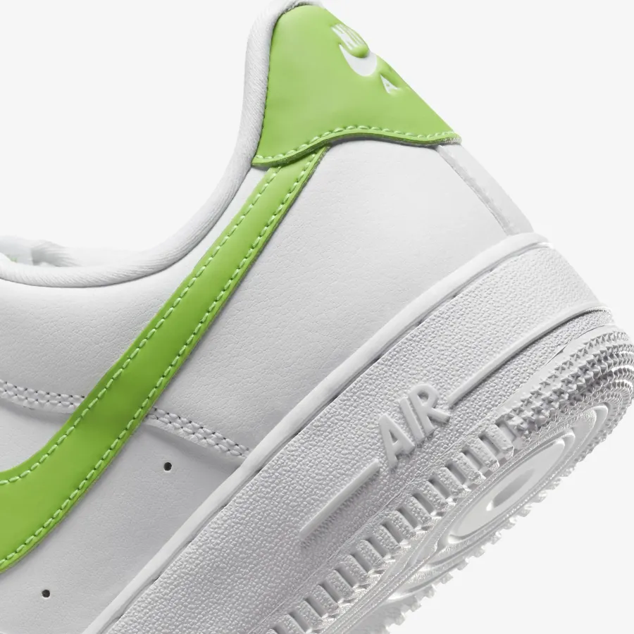 Кросівки Nike Air Force 1 '07 LV8 DD8959-112