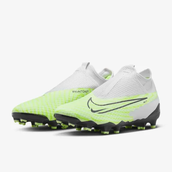 Бутси Nike Phantom GX Academy DF FG/MG DD9472-705