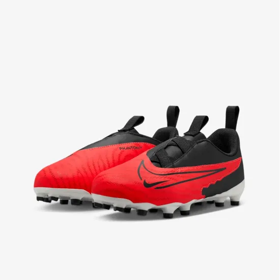 Бутси Nike Phantom GX Academy FG/MG DD9549-600