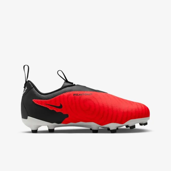 Бутси Nike Phantom GX Academy FG/MG DD9549-600