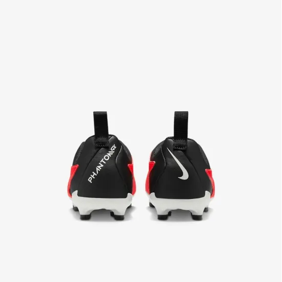 Бутси Nike Phantom GX Academy FG/MG DD9549-600