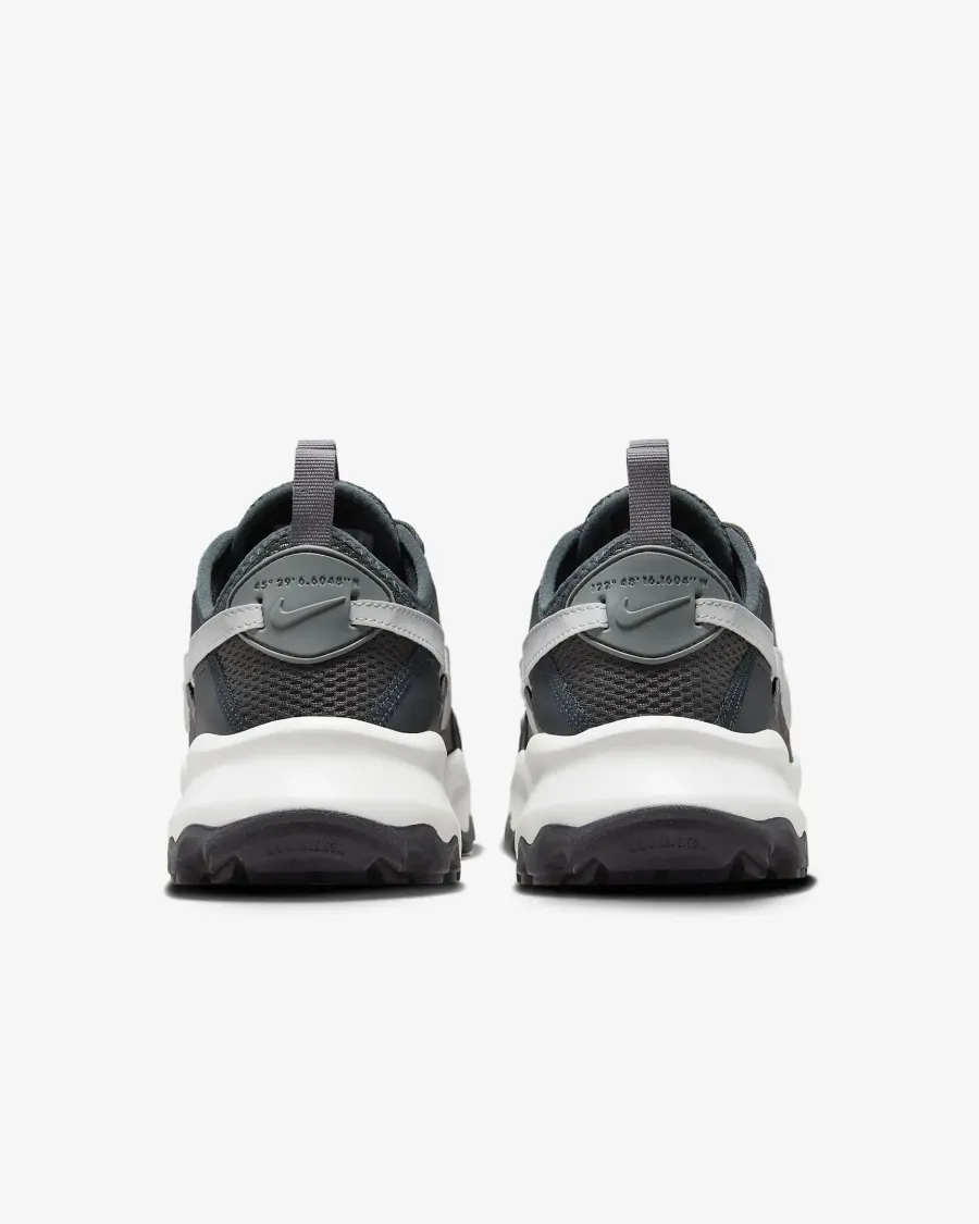 Кросівки Nike TC 7900 DD9682-001