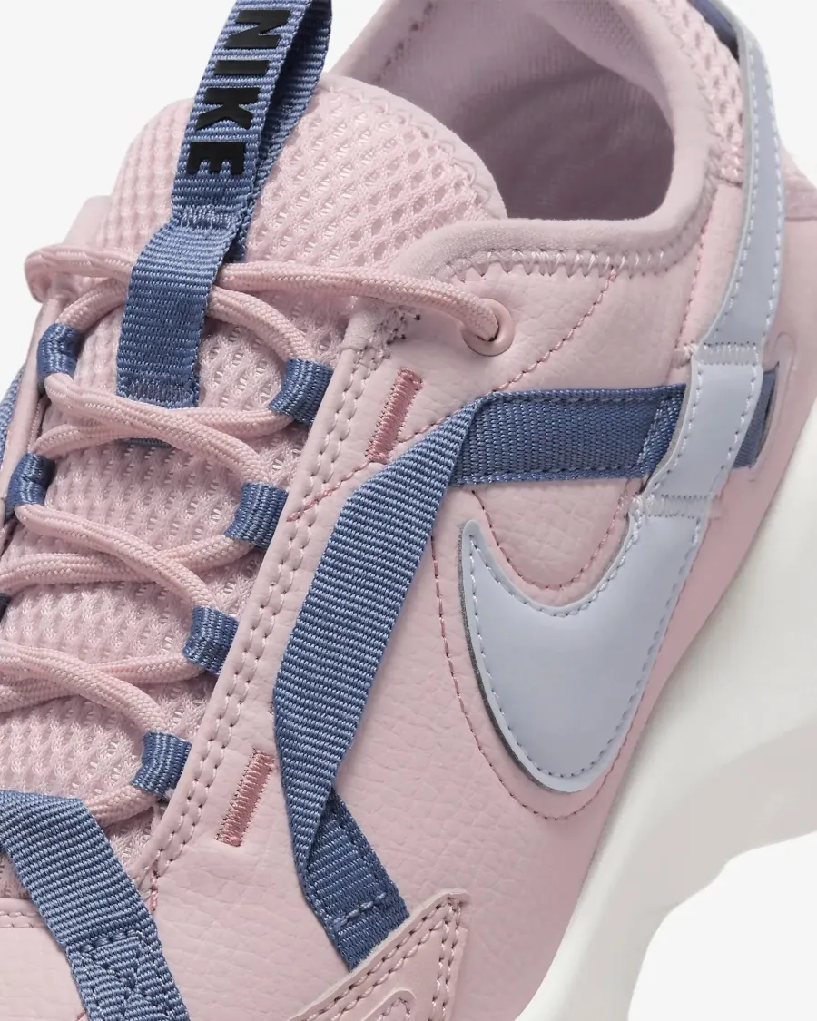 Кросівки Nike TC 7900 DD9682-002
