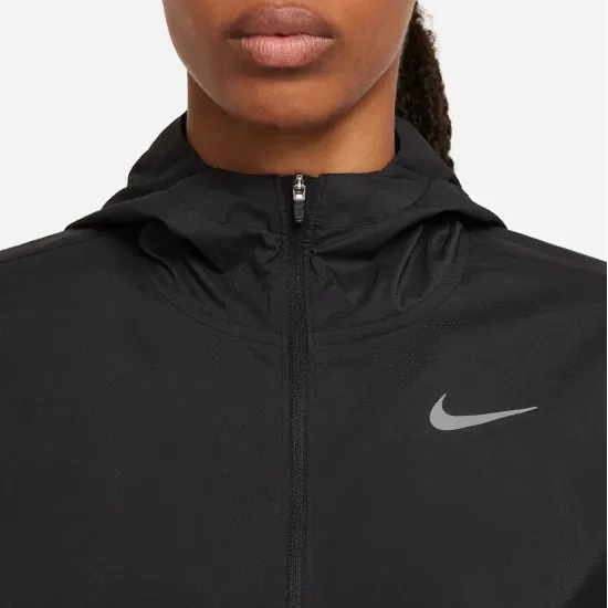 Куртка Nike Impossibly Light DH1990-010