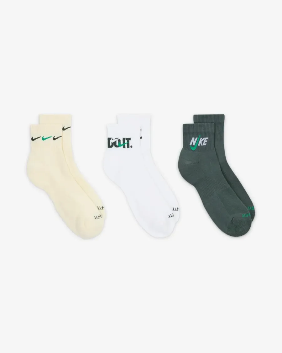 Шкарпетки Nike Everyday Plus Cushioned Ankle DH3827-901