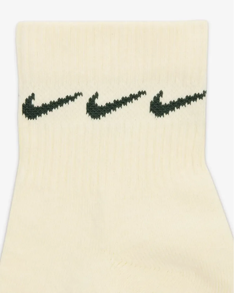 Шкарпетки Nike Everyday Plus Cushioned Ankle DH3827-901