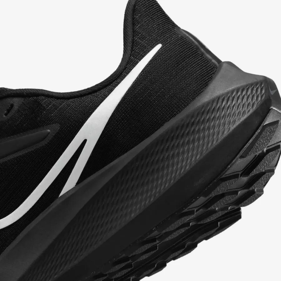 Кросівки Nike Air Zoom Pegasus 39 DH4072-002