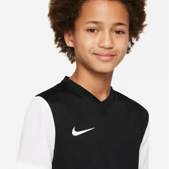 Футболка Nike Dri-FIT Tiempo Premier II DH8389-010