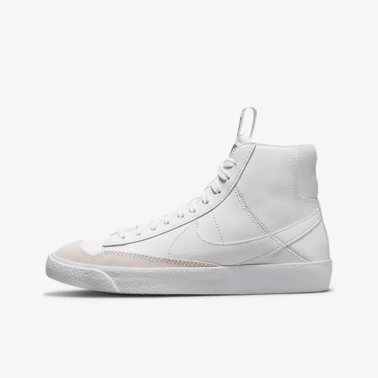 Кросівки Nike Blazer Mid '77 SE DH8640-102