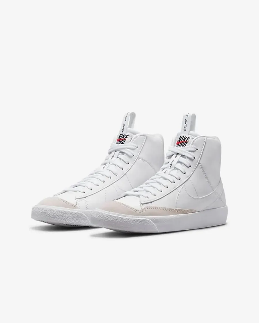 Кросівки Nike Blazer Mid '77 SE DH8640-102