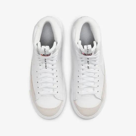 Кросівки Nike Blazer Mid '77 SE DH8640-102