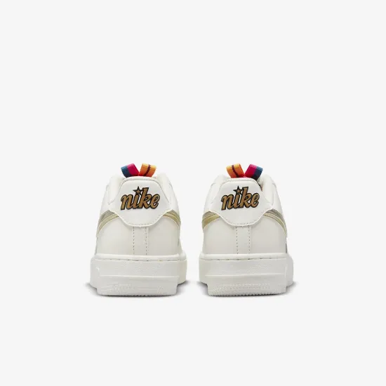 Кросівки Nike Air Force 1 LV8 DH9595-001