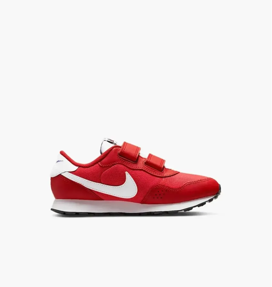 Кросівки Nike MD Valiant SE DJ0005-600