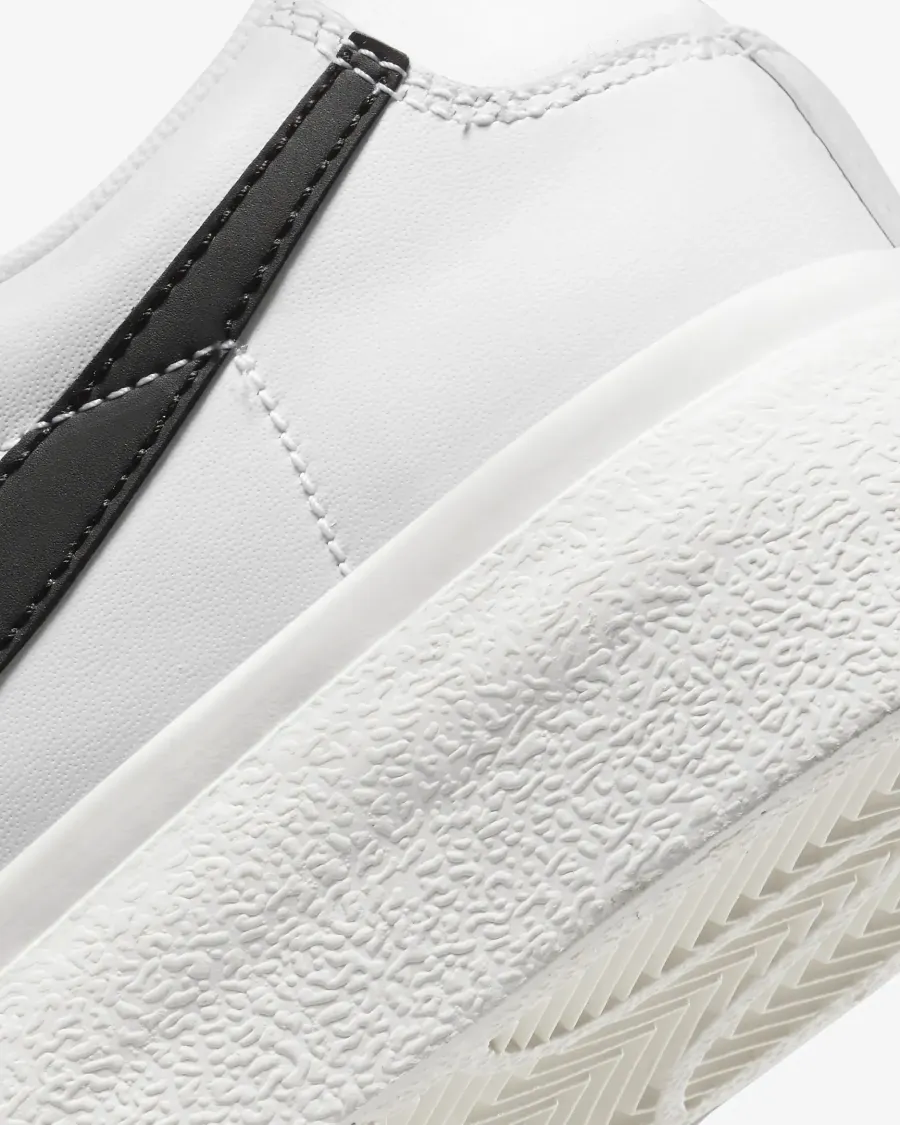Кросівки Nike Blazer Low Platform DJ0292-101