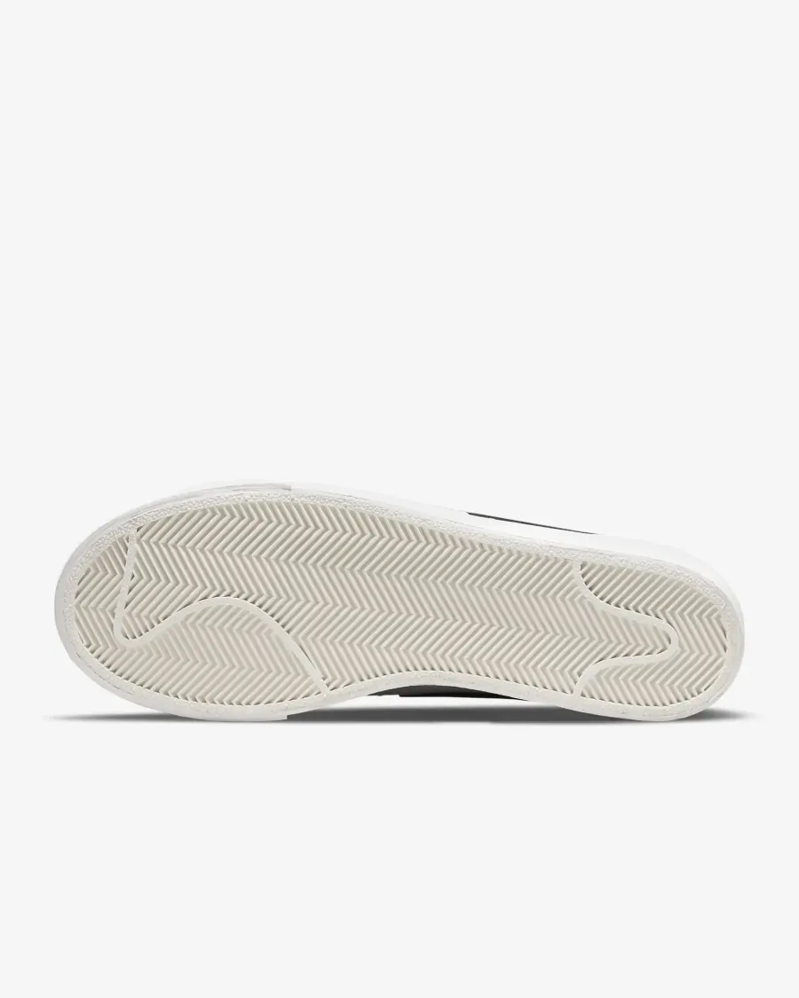 Кросівки Nike Blazer Low Platform DJ0292-101