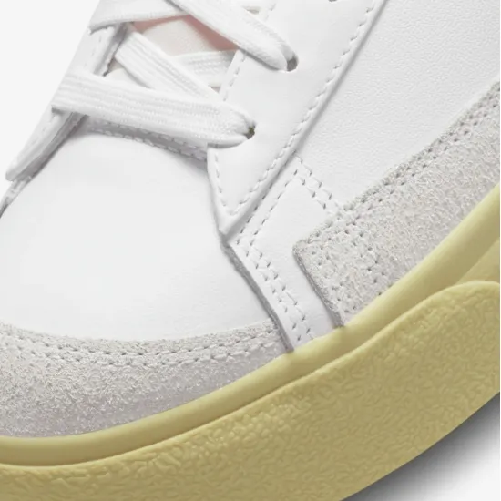 Кросівки Nike Blazer Low Platform DJ0292-109