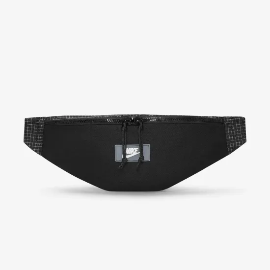 Сумка на пояс Nike Heritage Hip Pack Trail DJ1620-011