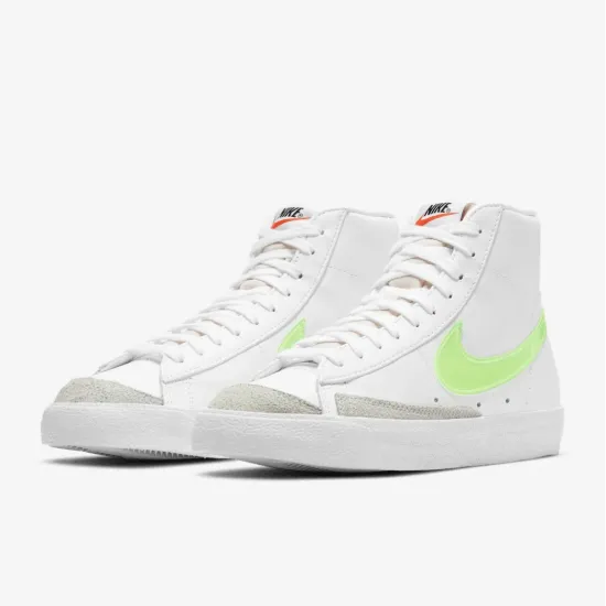 Кросівки Nike Blazer Mid 77 Essential DJ3050-100
