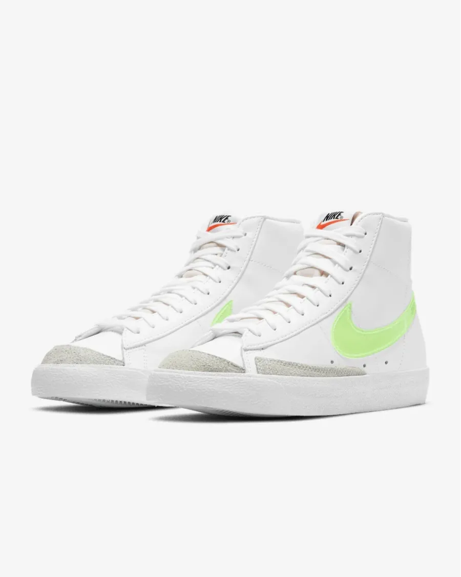 Кросівки Nike Blazer Mid 77 Essential DJ3050-100