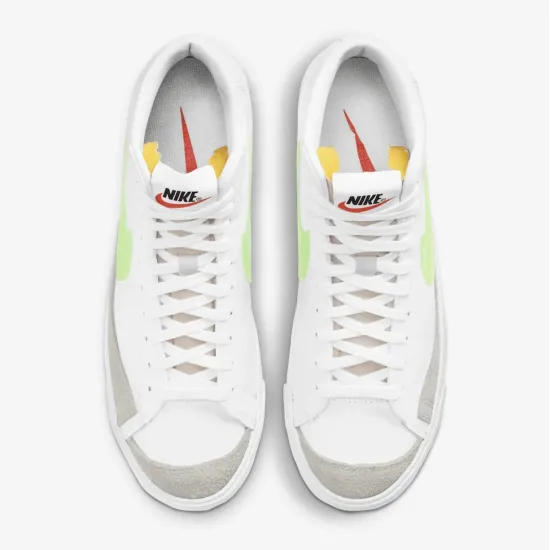 Кросівки Nike Blazer Mid 77 Essential DJ3050-100