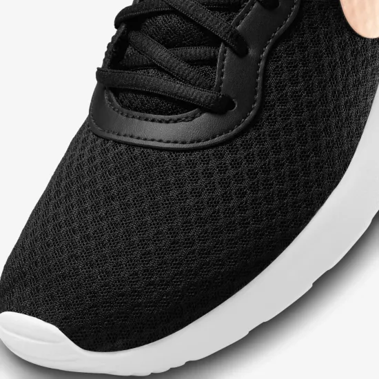 Кросівки Nike Tanjun DJ6257-001