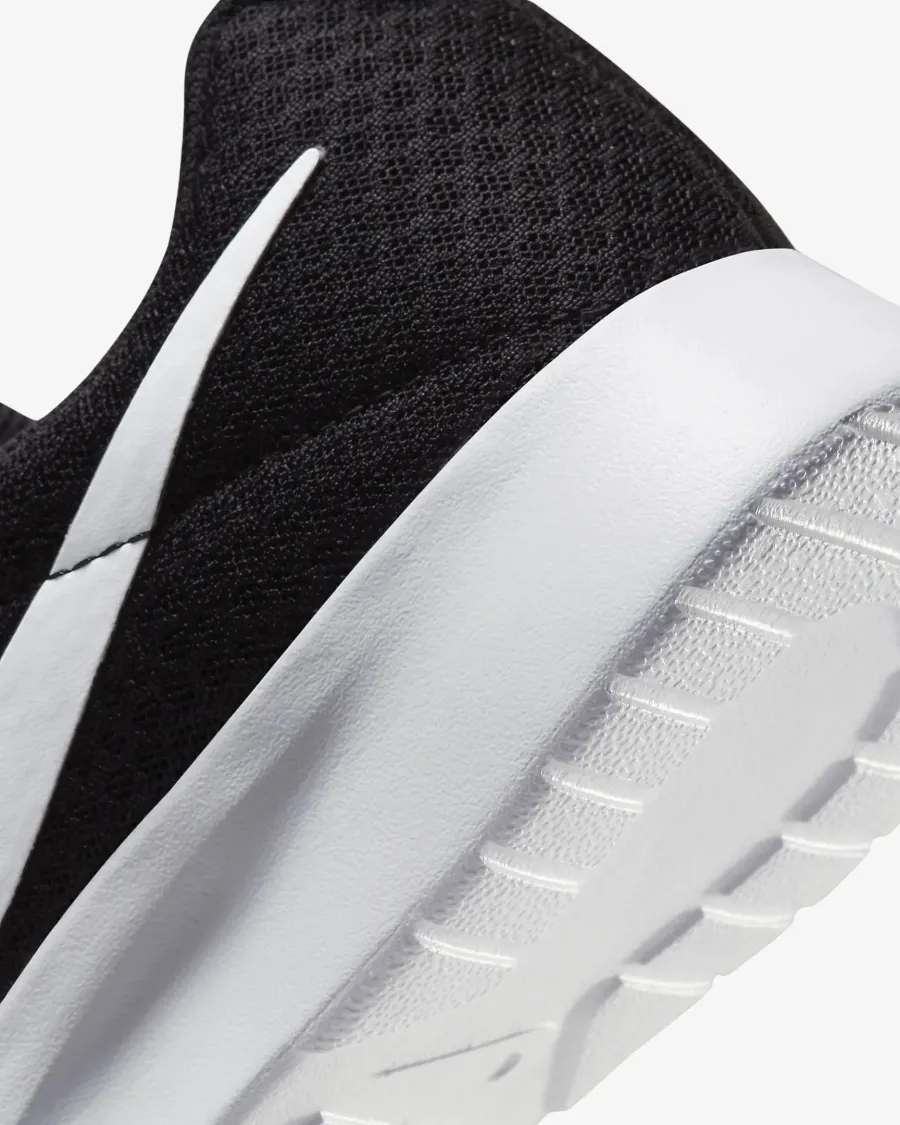 Кросівки Nike Tanjun DJ6257-004