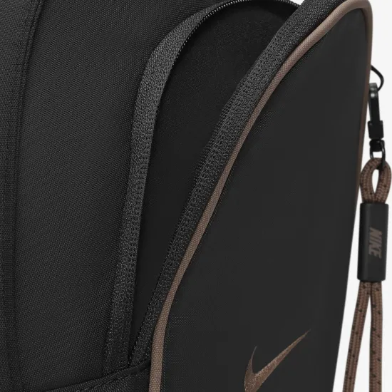 Сумка через плече Nike Sportswear Essential DJ9796-010