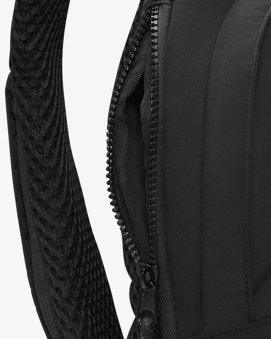 Сумка через плече Nike Sportswear Essential DJ9796-010