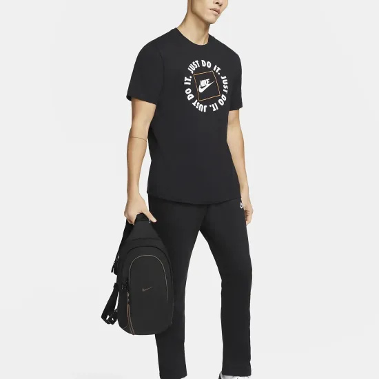 Сумка через плече Nike Sportswear Essential DJ9796-010