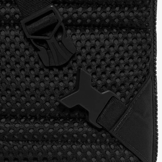 Сумка через плече Nike Sportswear Essential DJ9796-060